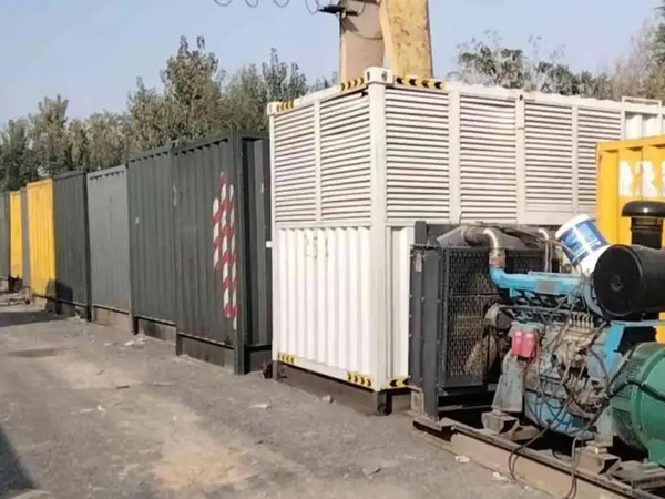 岚皋200KW柴油发电机机组每小时油耗是多少？